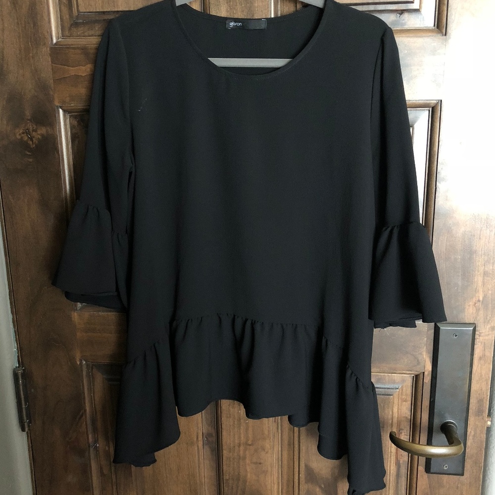 Gibson Ruffled Handkerchief Hem To